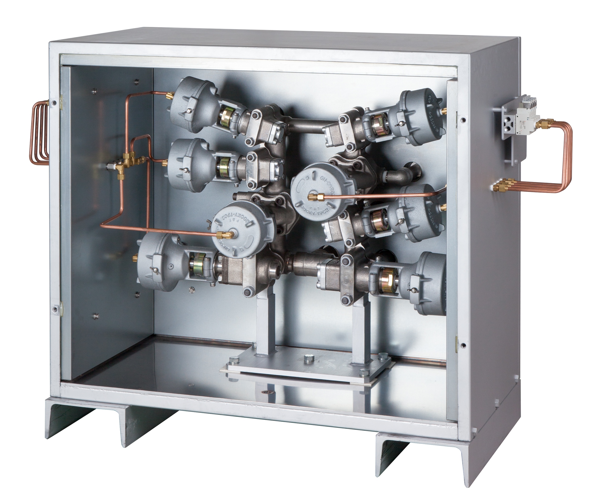 Rocky Panel Unit for Internal Curing with Insulated Enclosure